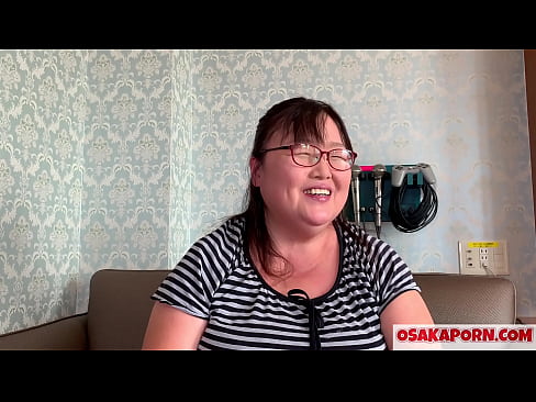 ❤️ Fat Japanese mom a 'sealltainn a h-mòr tits agus a' còrdadh ri feise dèideag. Tha màthair Àisianach 51-bliadhna a’ bruidhinn mun eòlas gnèitheasach aice. Yukiko 1 OSAKAPORN milf reamhar ️❌ Bhidio fucking leinn